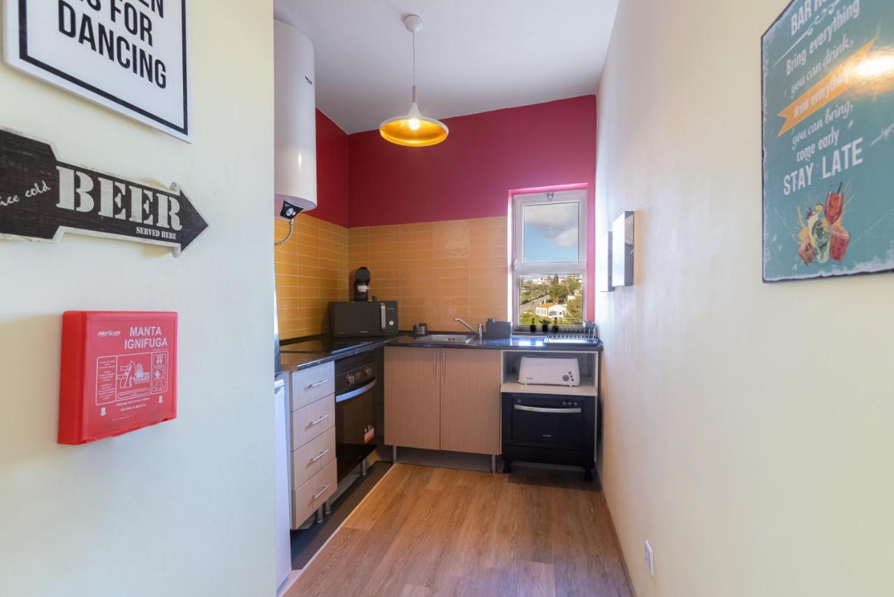 Max Crib - Seafront 2 Bedroom Apart With Ac And Private Parking In Armação de Pêra 外观 照片